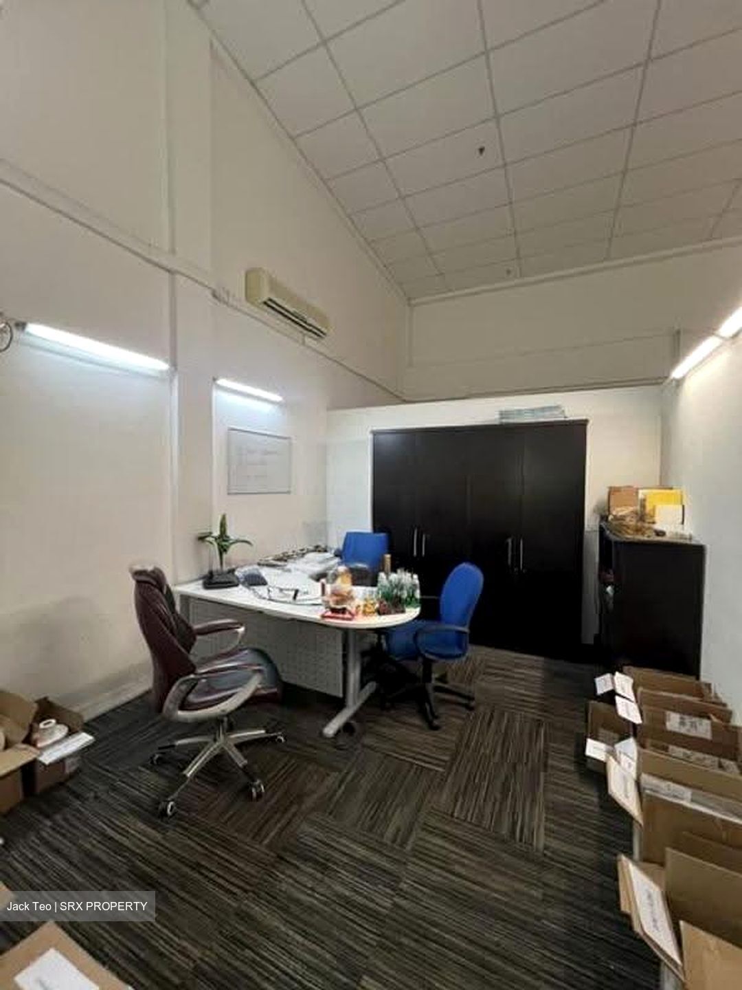 Focus One (D14), Factory #639828051